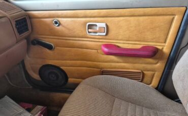 Volkswagen-caddy-1981-10