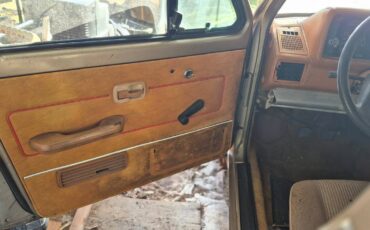 Volkswagen-caddy-1981-14