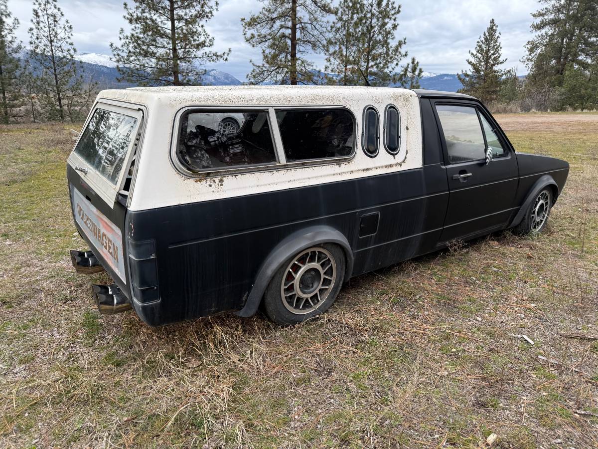 Volkswagen-caddy-1981-black-11