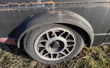 Volkswagen-caddy-1981-black-4