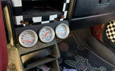 Volkswagen-caddy-1981-black-9