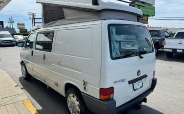 Volkswagen-eurovan-panel-van-1995-white-12