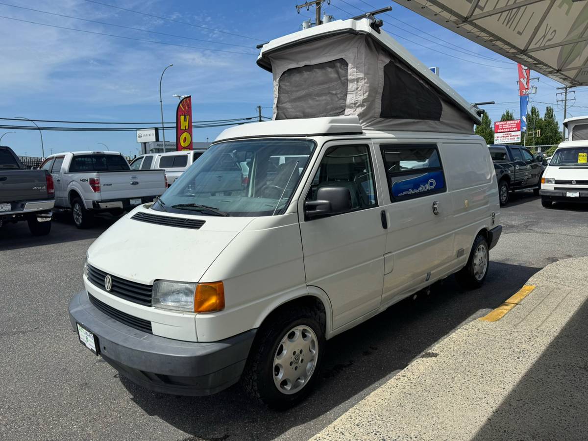 Volkswagen-eurovan-panel-van-1995-white-29