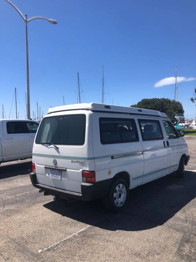 Volkswagen-eurovan-panel-van-1995-white-8