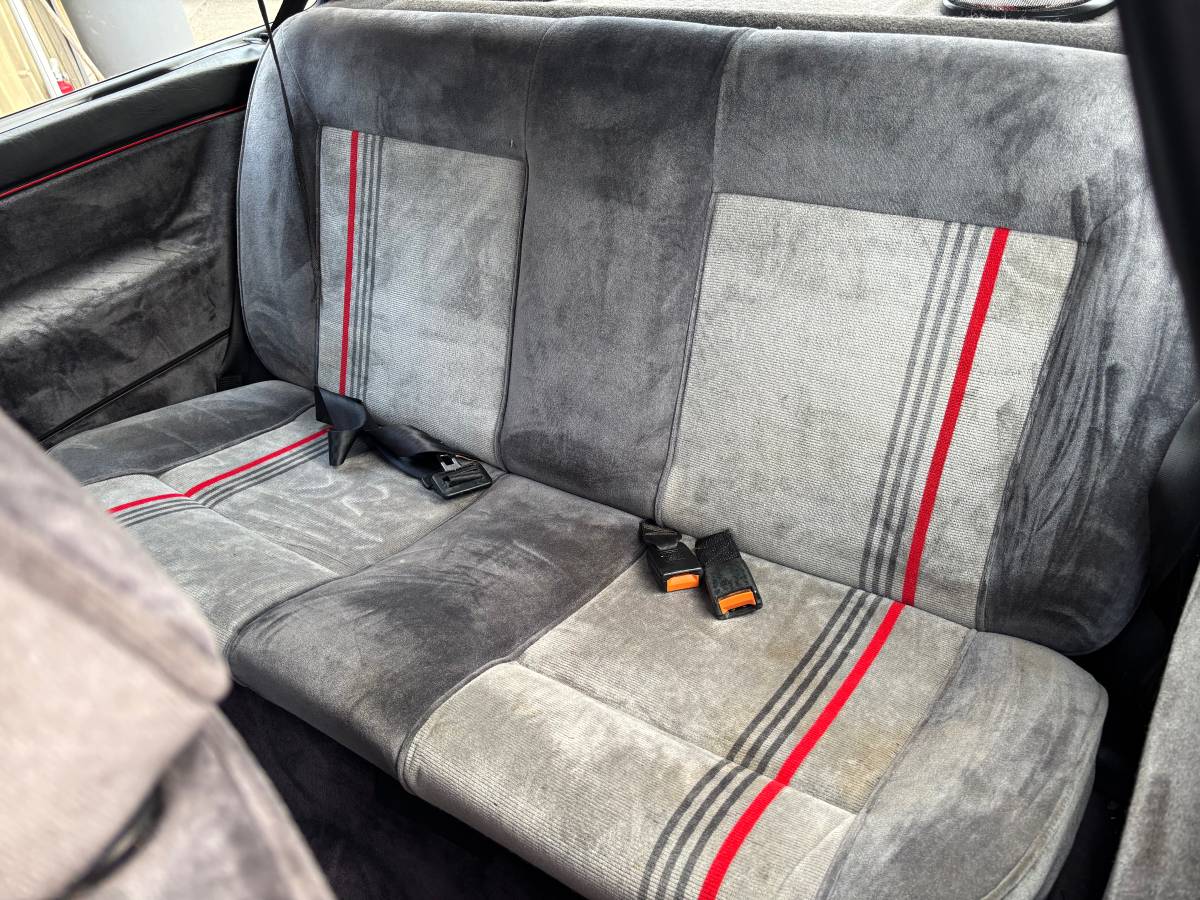 Volkswagen-gti-1990-red-8