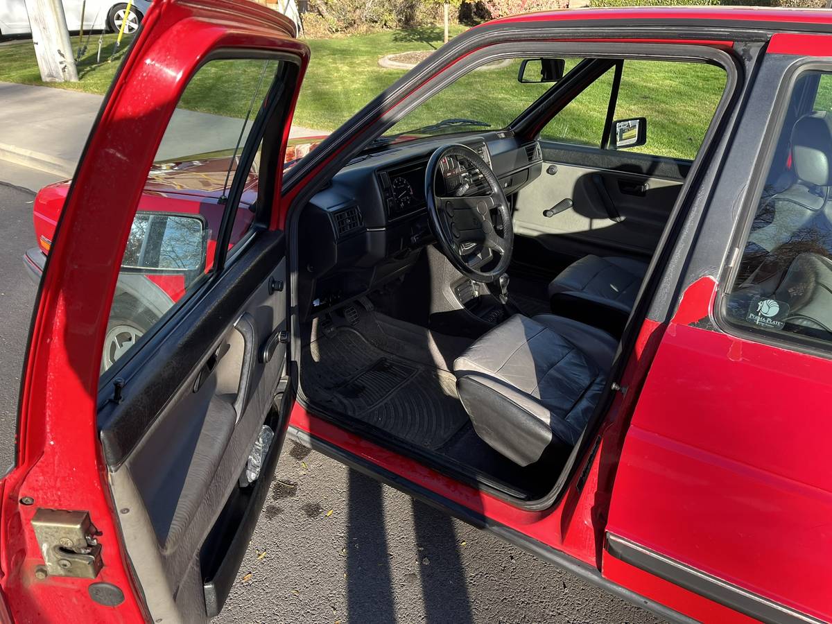 Volkswagen-jetta-1986-red-15