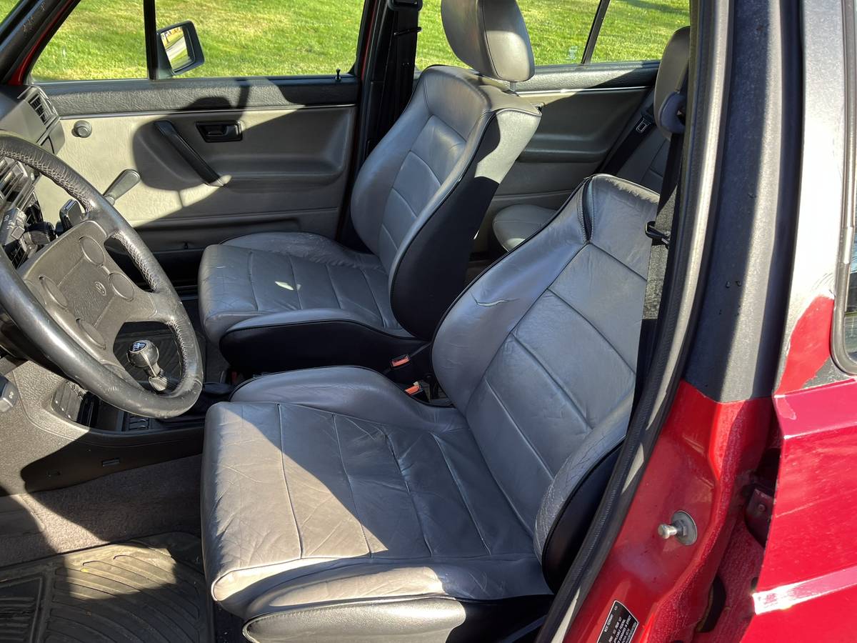 Volkswagen-jetta-1986-red-17