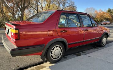 Volkswagen-jetta-1986-red-8