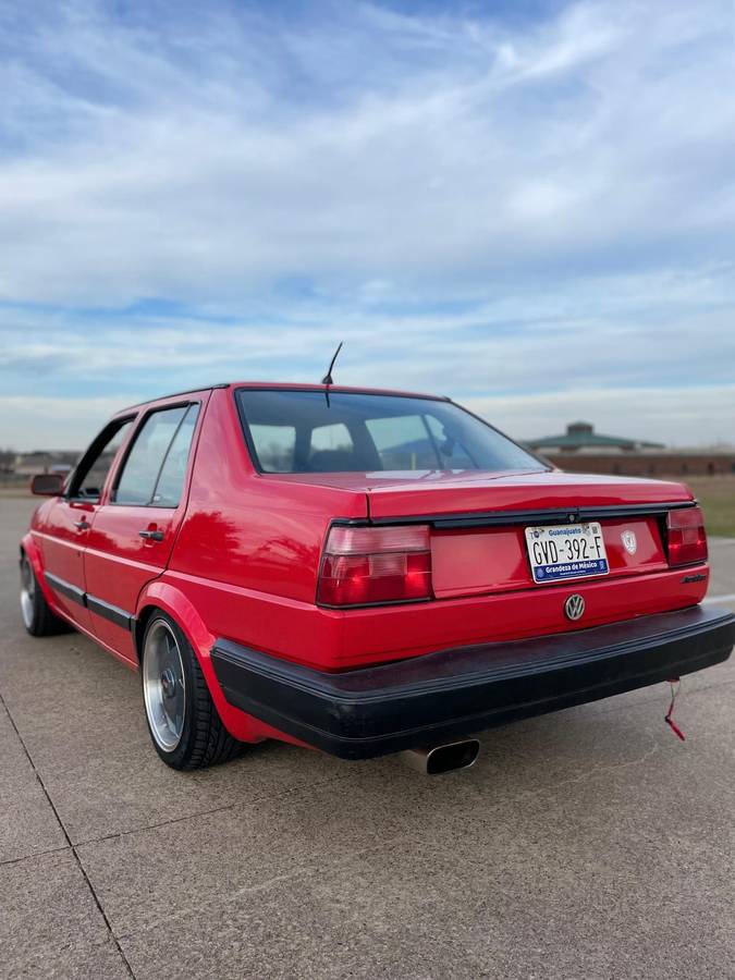 Volkswagen-jetta-1991-red-12
