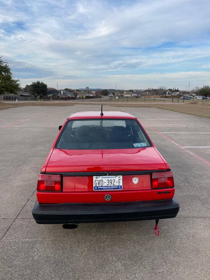 Volkswagen-jetta-1991-red-15