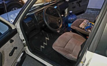 Volkswagen-jetta-gl-1986-white-4