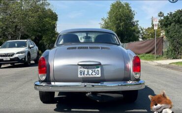 Volkswagen-karmann-ghia-1973-9