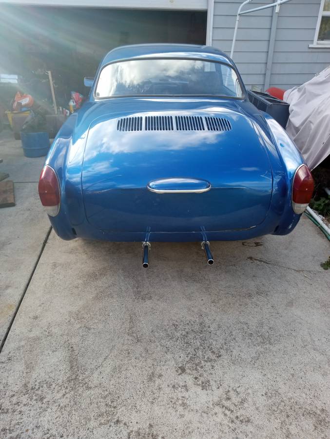 Volkswagen-karmann-ghia-1973-blue-3