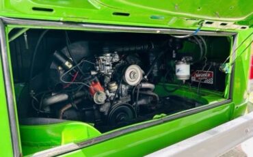Volkswagen-kombi-1973-green-18
