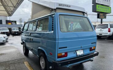 Volkswagen-kombi-camper-1981-blue-2