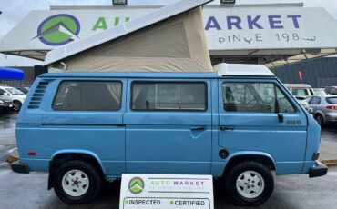 Volkswagen-kombi-camper-1981-blue