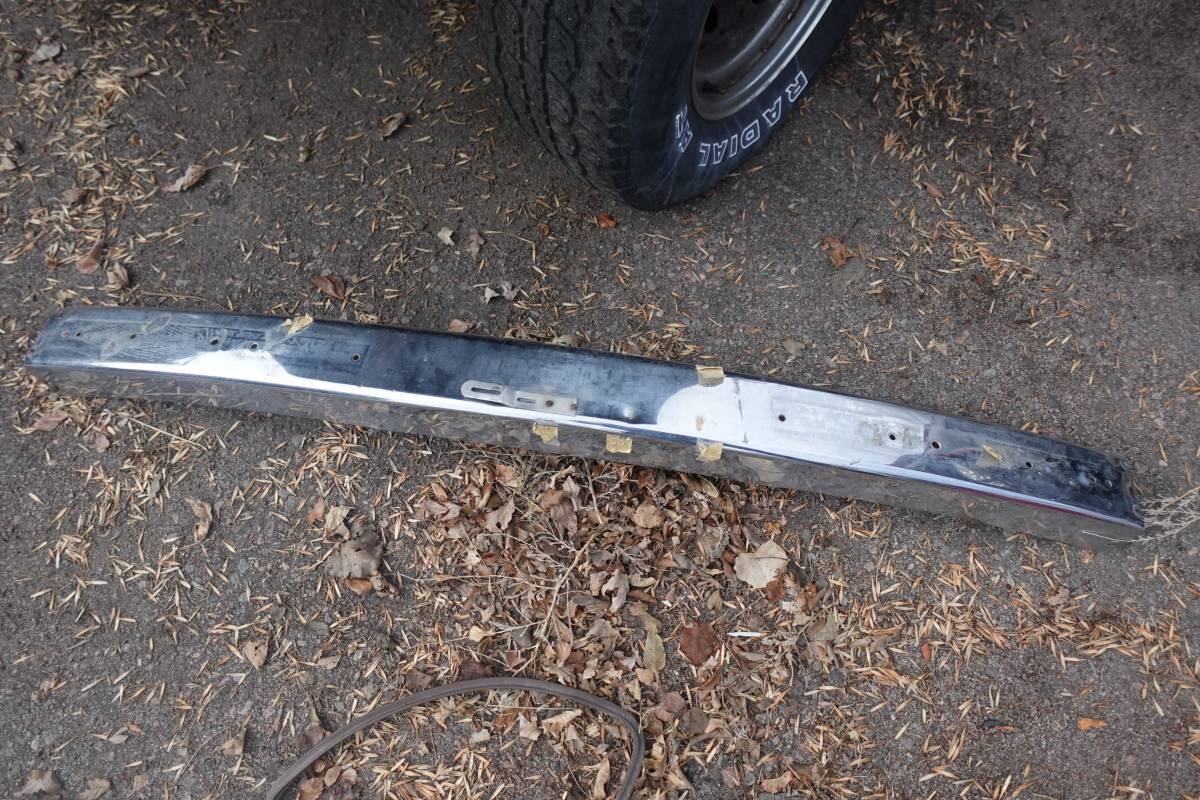 Volkswagen-kombi-camper-1981-grey-12