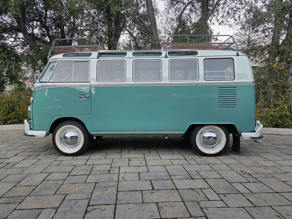 Volkswagen-micro-bus-1964-6