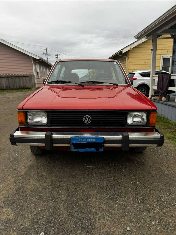 Volkswagen-rabbit-diesel-1981-red-2