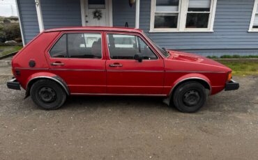 Volkswagen-rabbit-diesel-1981-red-4
