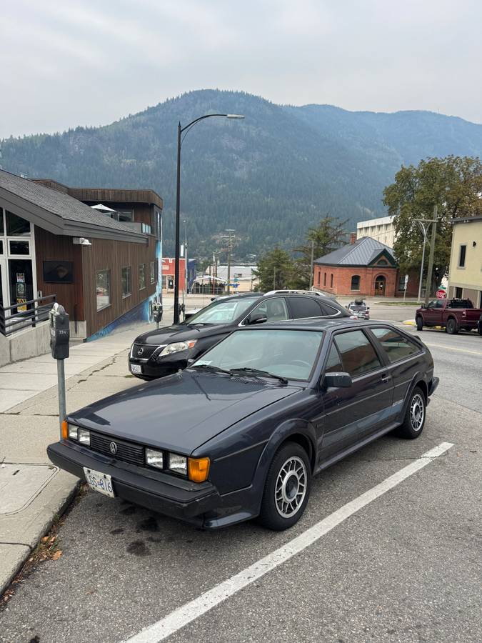 Volkswagen-scirocco-1988-blue