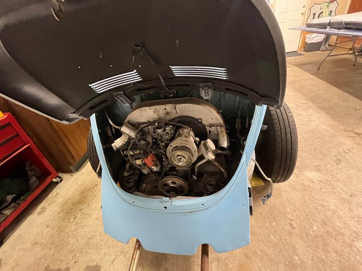 Volkswagen-super-beetle-1971-blue-8