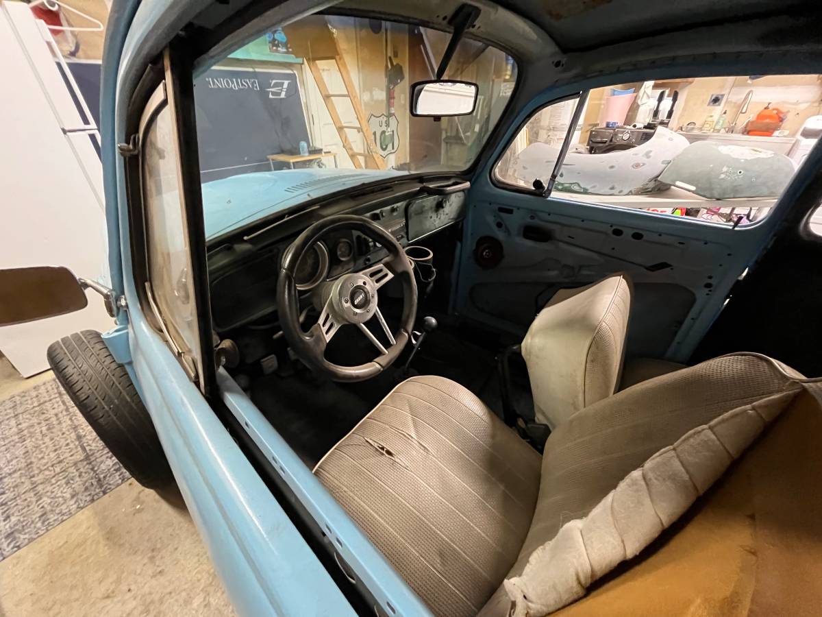 Volkswagen-super-beetle-1971-blue-9