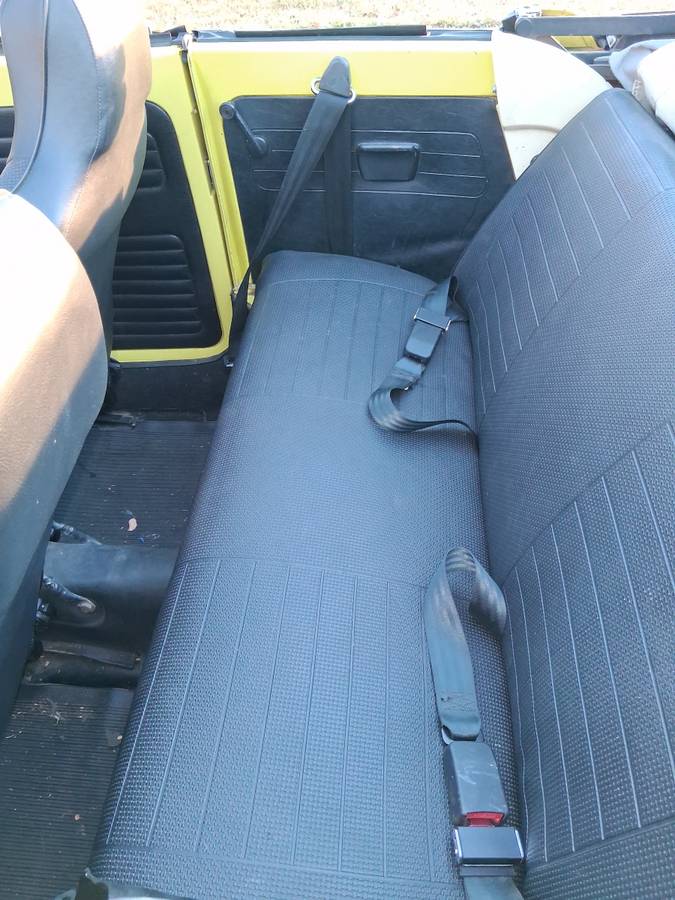 Volkswagen-super-beetle-1974-yellow-7