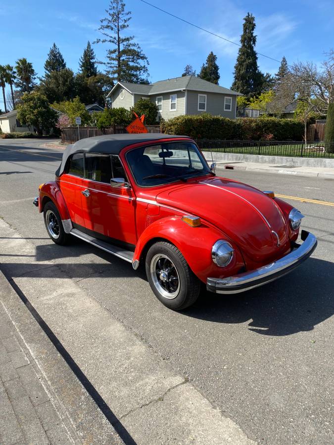 Volkswagen-super-beetle-convertible-1975-2
