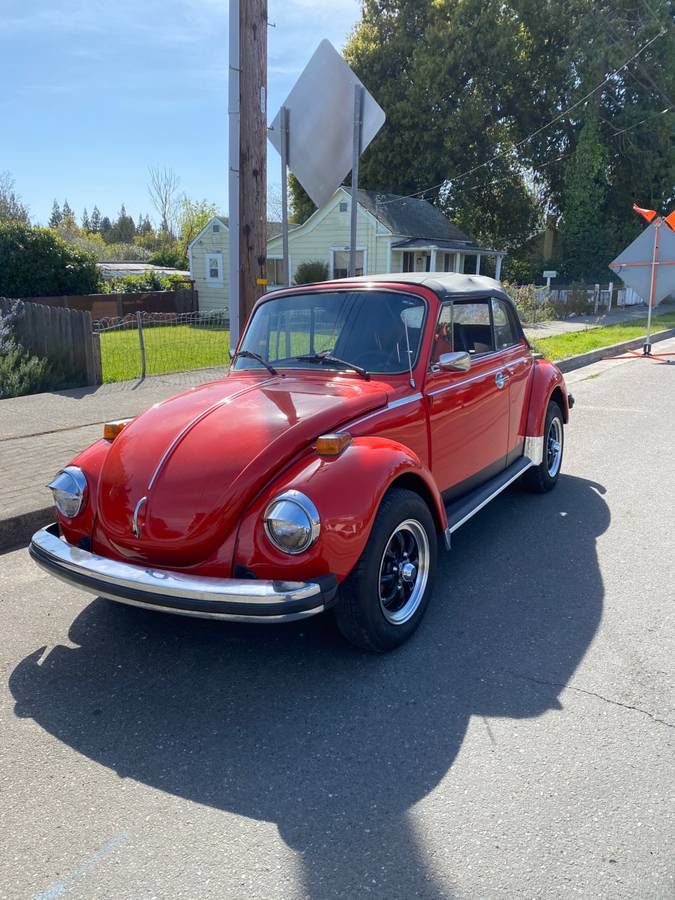 Volkswagen-super-beetle-convertible-1975