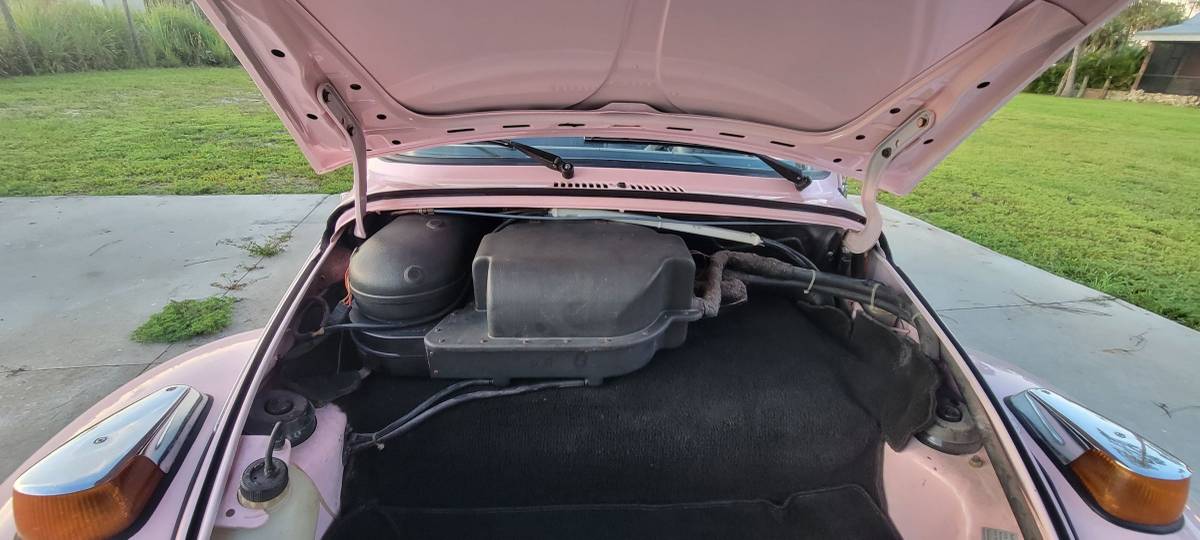 Volkswagen-super-beetle-vw-1979-9