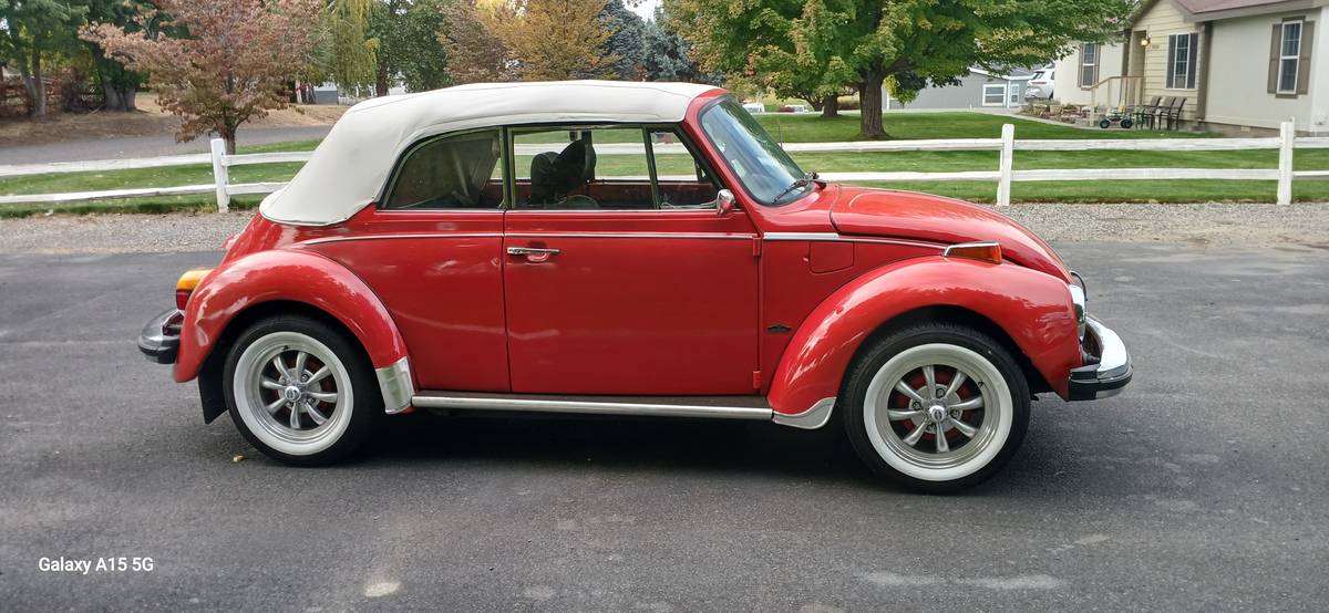 Volkswagen-super-beetle-vw-1979-red-2
