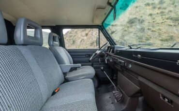 Volkswagen-t-3-doka-diesel-1987-green-11