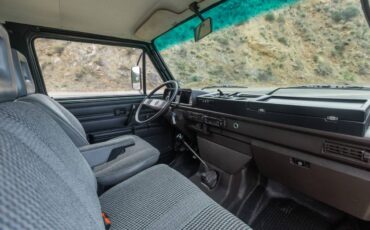 Volkswagen-t-3-doka-diesel-1987-green-14