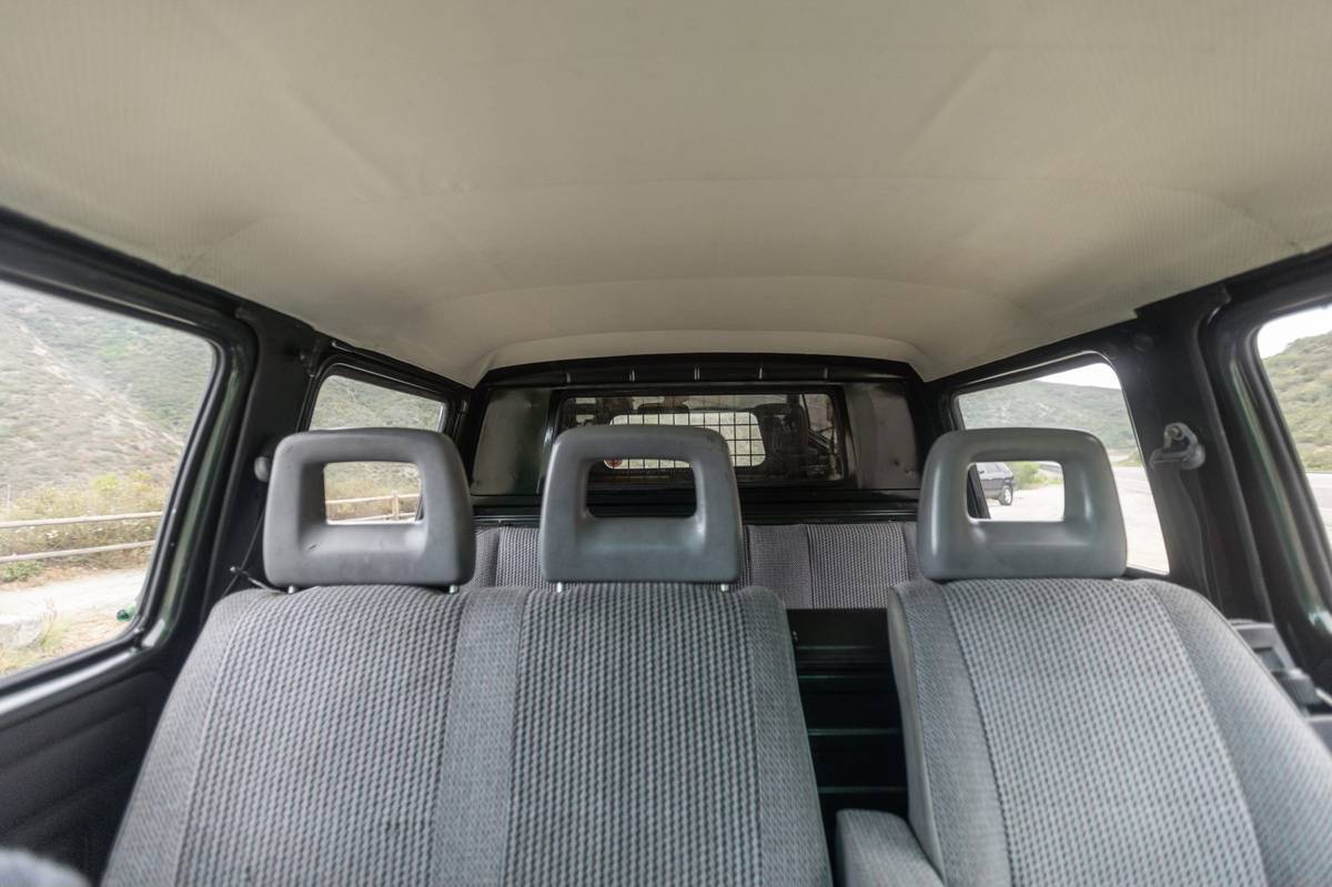 Volkswagen-t-3-doka-diesel-1987-green-17