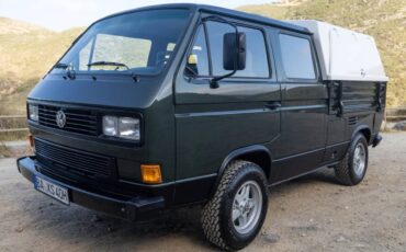 Volkswagen-t-3-doka-diesel-1987-green-2