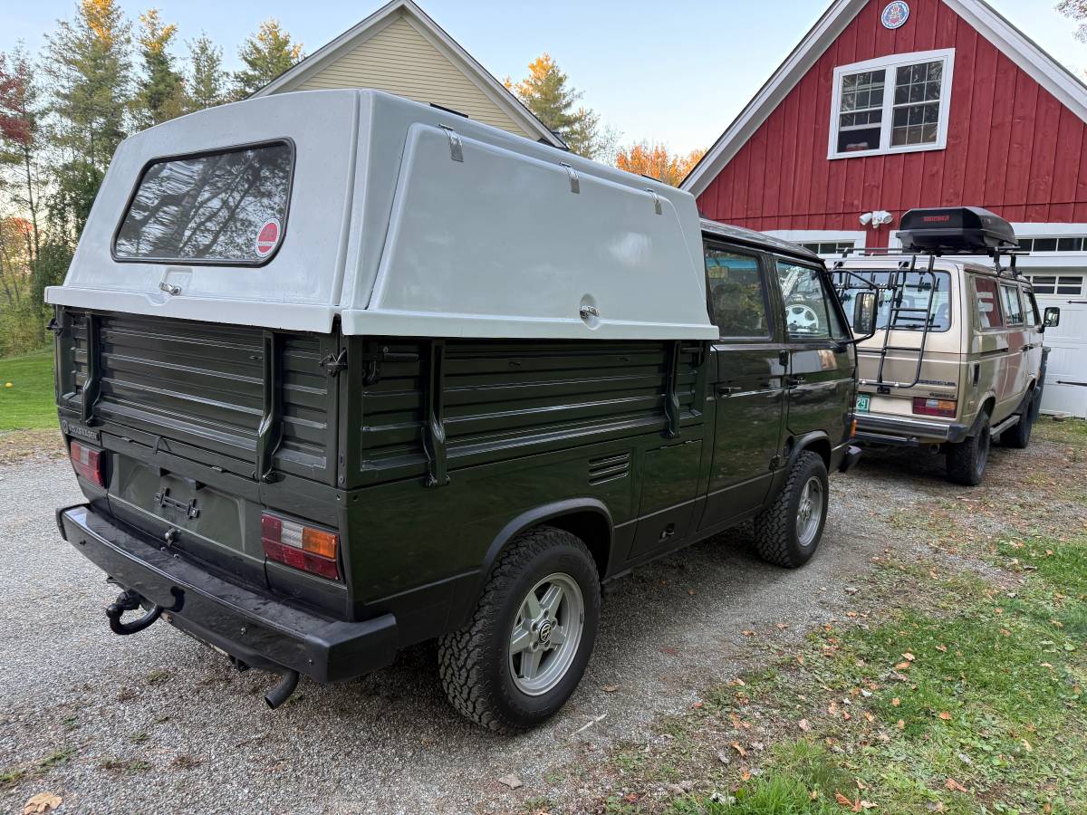 Volkswagen-t-3-doka-diesel-1987-green-3