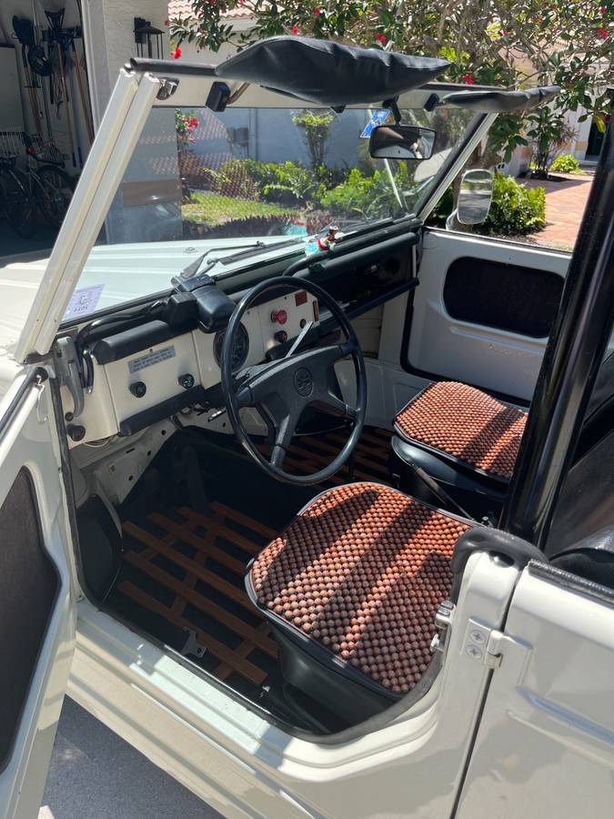 Volkswagen-thing-1973-white-11
