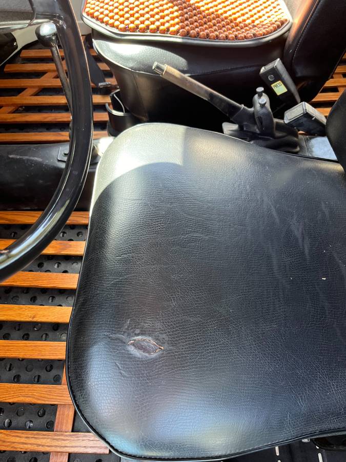 Volkswagen-thing-1973-white-17