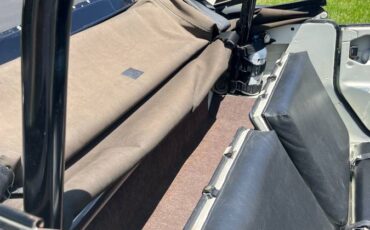 Volkswagen-thing-1973-white-4