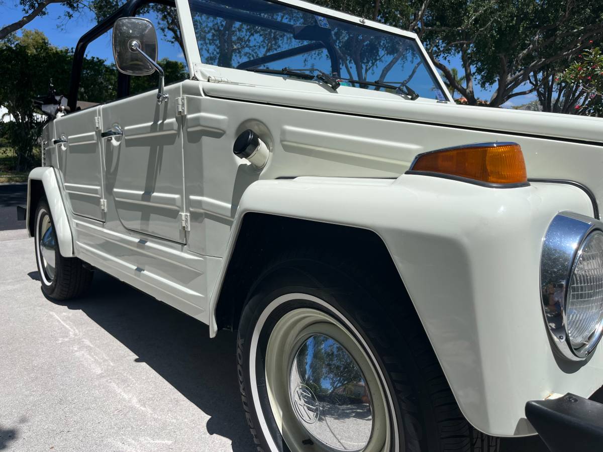 Volkswagen-thing-1973-white-5