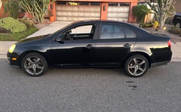 Volkswagen-tiguan-1990-2