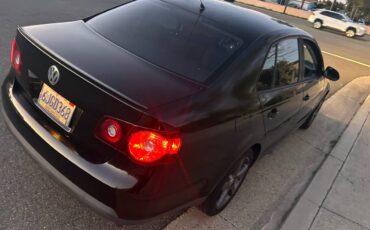 Volkswagen-tiguan-1990