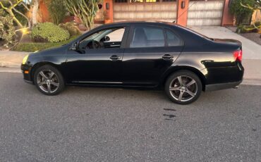 Volkswagen-tiguan-1990-5