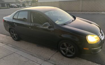 Volkswagen-tiguan-1990-6