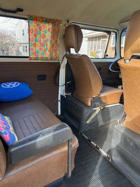 Volkswagen-transporter-1978-9