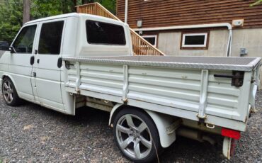 Volkswagen-transporter-1992-white-9