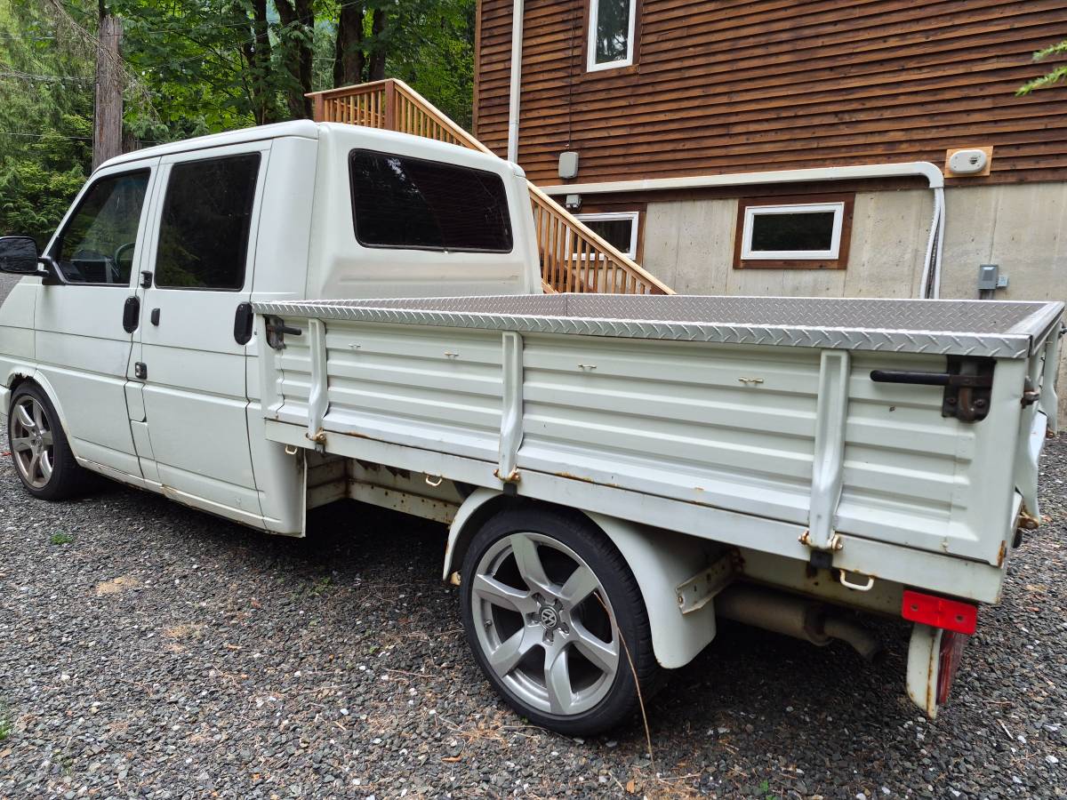 Volkswagen-transporter-1992-white-9