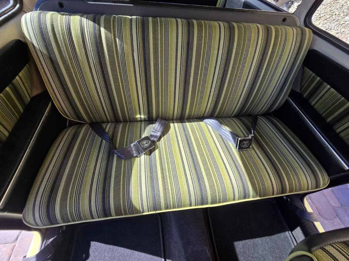 Volkswagen-type-3-squareback-1967-5