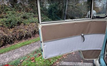 Volkswagen-type-ii-1966-62